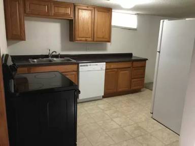 Main picture of 300 E 14th St