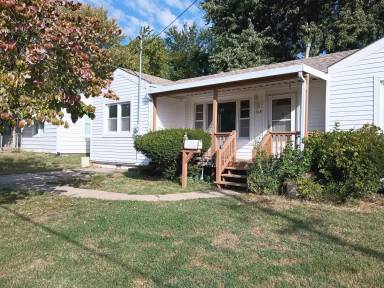 Main picture of 1018 E Hayward Ave