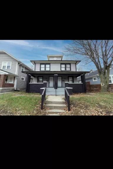 Main picture of 644 Eastern Ave