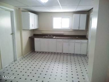 Main picture of 107 Howell St