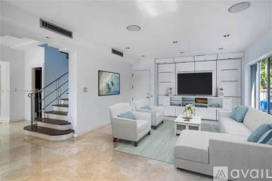 Main picture of 217 E Rivo Alto Dr