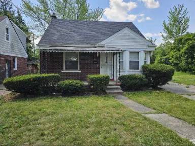 Main picture of 16092 Coram St