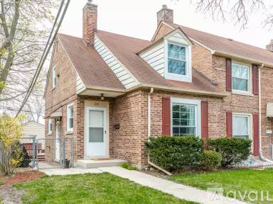 Main picture of 318 Graceland Ave