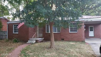 Main picture of 109 Lee St