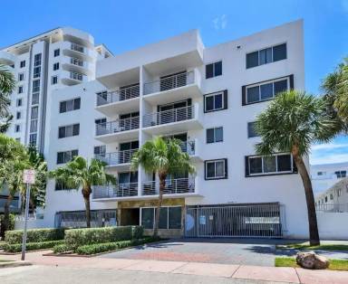 Main picture of 1605 Bay Rd