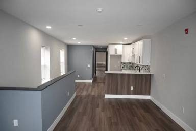 Main picture of 3564 Ruth St