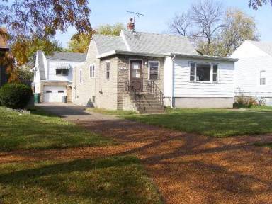 Main picture of 7344 Alexander Ave