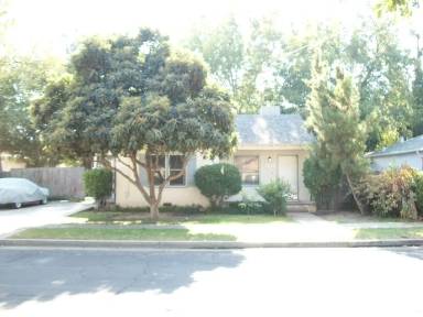 Main picture of 1094 E 22nd St