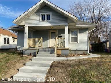Main picture of 982 Harmon Ave