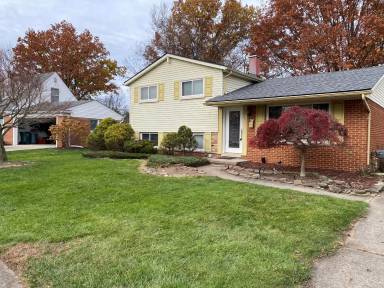 Main picture of 41664 River Oaks