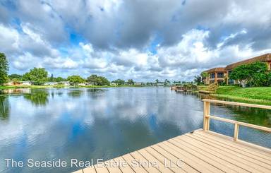 Main picture of 10186 Seminole Island Dr