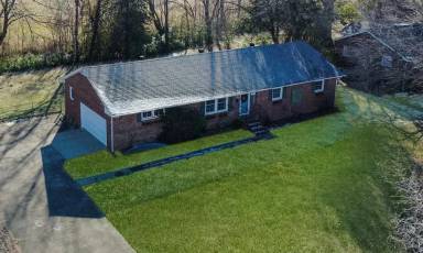 Main picture of 1701 Melrose Dr