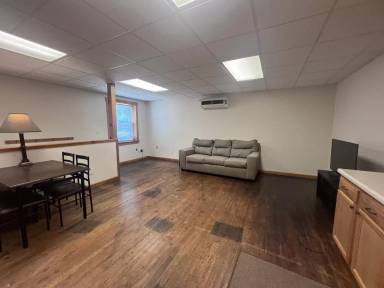 Main picture of 268 Main St