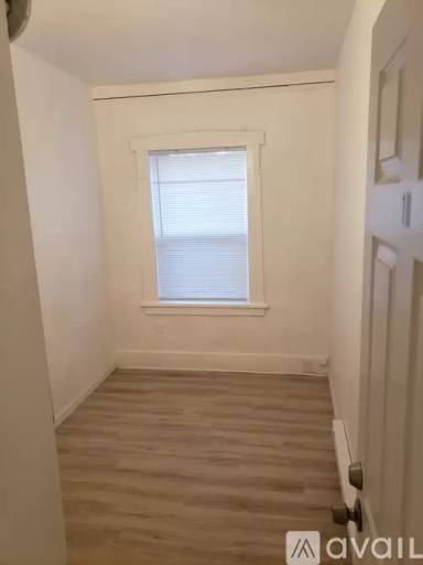 Main picture of 4547 19th Ave NE