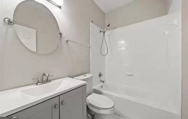 Main picture of 1021 Ada Ave NW