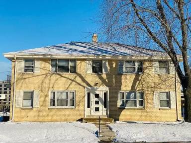 Main picture of 2382 S 92nd St