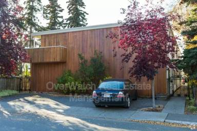 Main picture of 720 M St