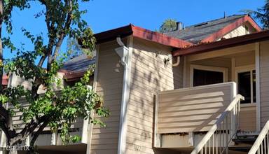 Main picture of 1022 Cedar Gables Dr