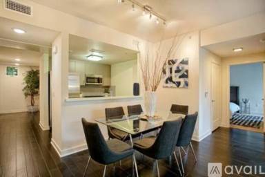 Main picture of 436 S Virgil Ave
