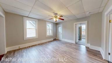 Main picture of 3161 W 31st St