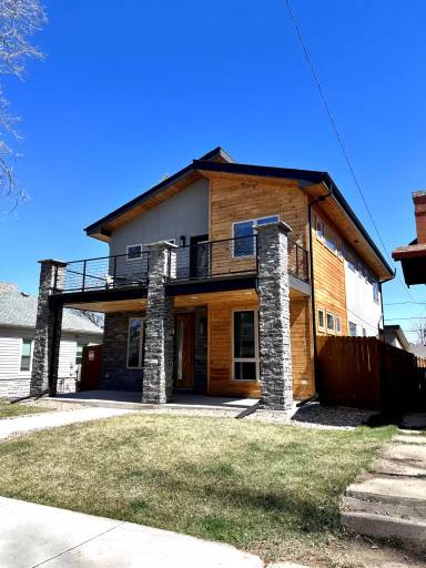 Main picture of 3960 Wolff St