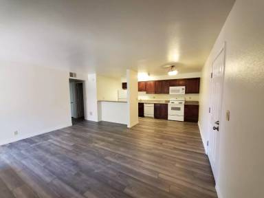 Main picture of 5001 River Glen Dr