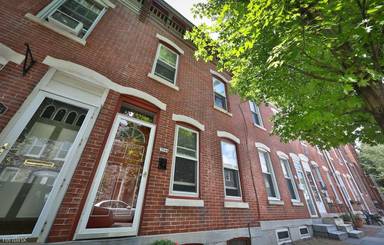 Main picture of 3948 Terrace St