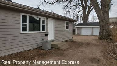 Main picture of 415 S Williams Ave
