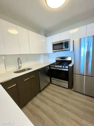 Main picture of Avalon Court Apartments
