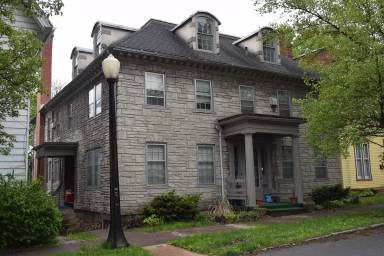 Main picture of 218 West Linn Street - 3