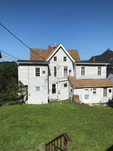 Main picture of 103 State Rd