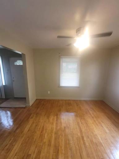 Main picture of 16583 Coyle St