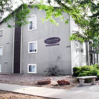 Main picture of 630 S Sherwood St