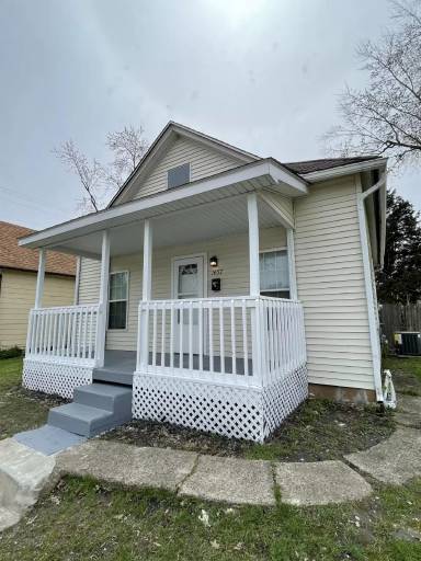 Main picture of 1649 5th Ave