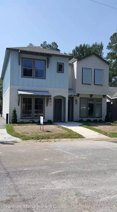 Main picture of 129 Saint Thomas St