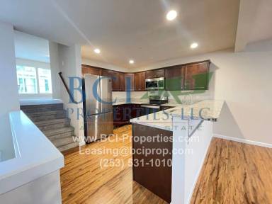 Main picture of 2438 Yakima Ct