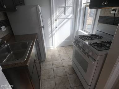 Main picture of 1367 W Estes Ave