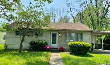 Main picture of 809 Southmoor Pl