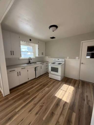 Main picture of 815 S Main St