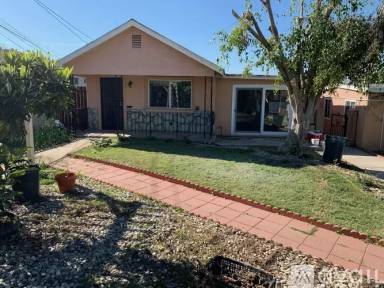 Main picture of 617 S Orange Ave