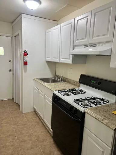 Main picture of 921 19th St NE