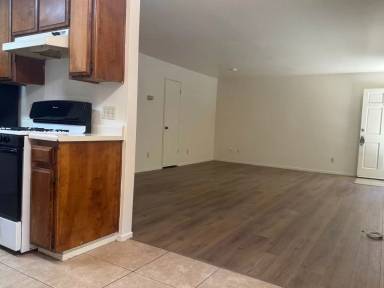 Main picture of 5310 Honda Ave