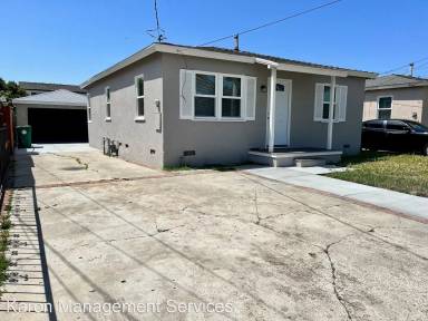 Main picture of 4728 W 149th St