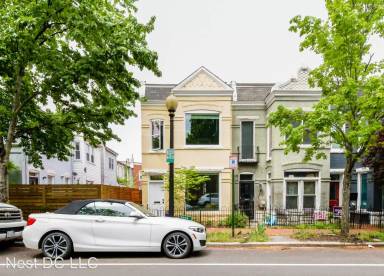 Main picture of 1206 D St NE