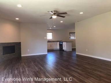 Main picture of 4117 Victoria St