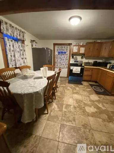 Main picture of 33 Gage St
