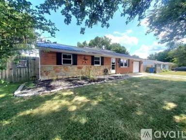 Main picture of 1565 Green Rd