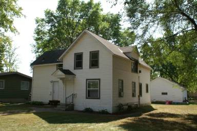 Main picture of 242 N 4th St