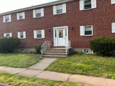 Main picture of 112 Olmsted St