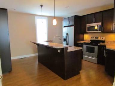 Main picture of 129 1/2 W Sandusky St